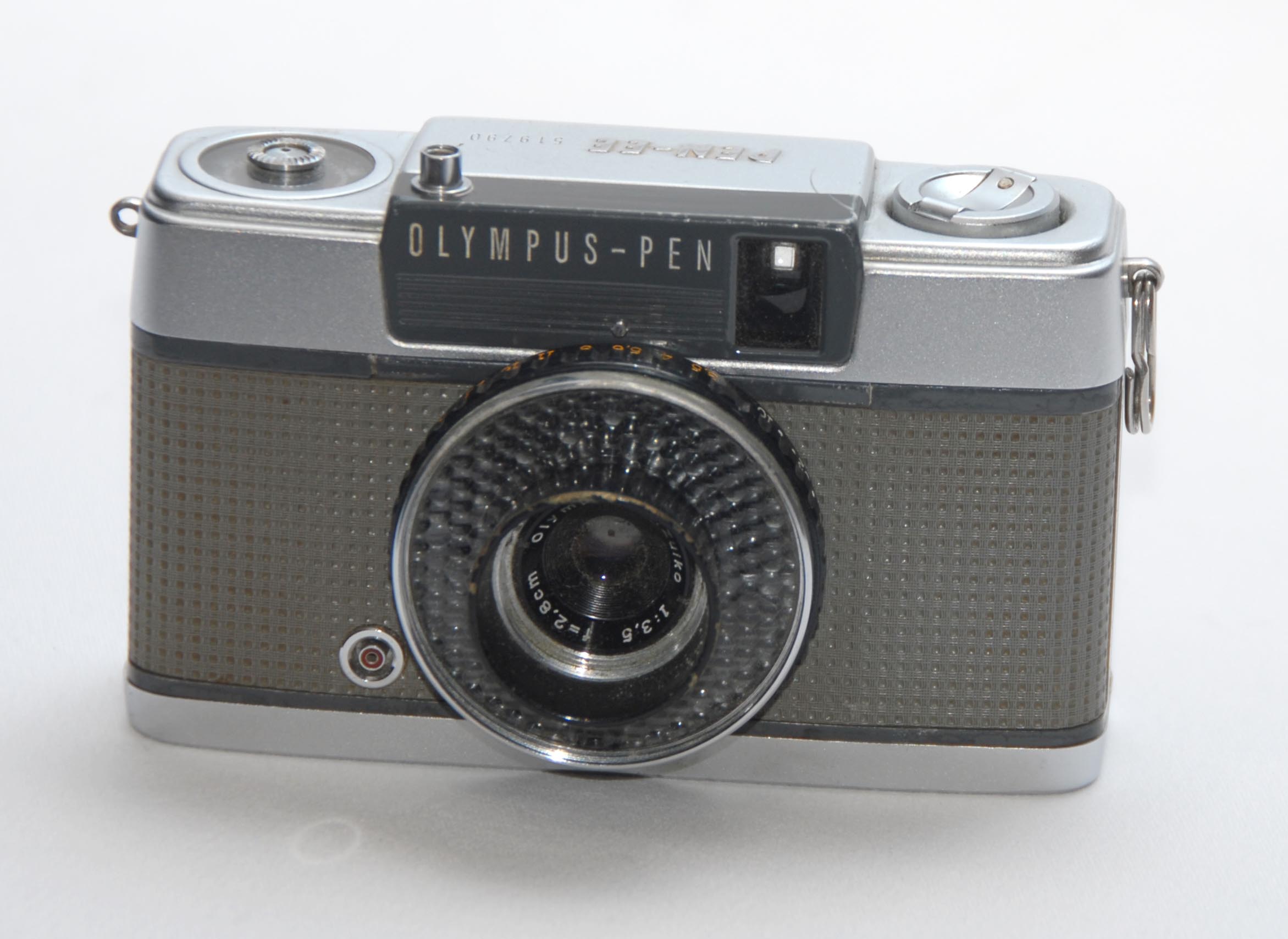 OLYMPUS PEN EE